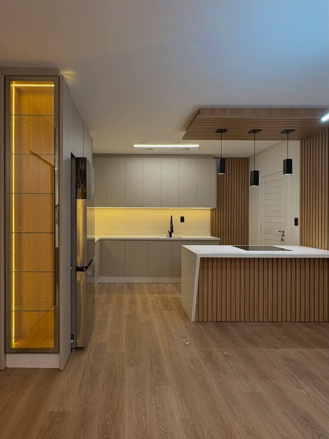 Cuisine en aluminium moderne - Image 6