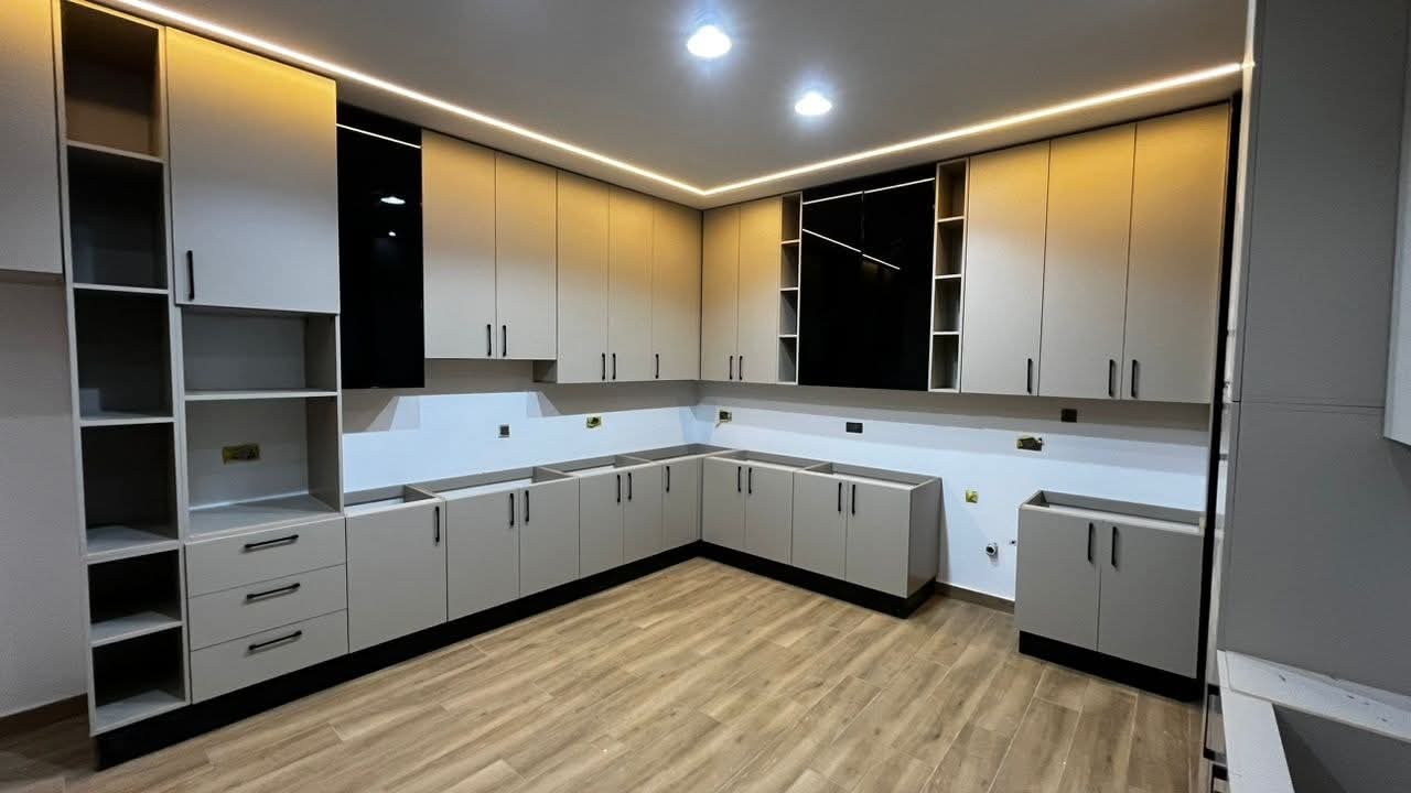 Cuisine en aluminium moderne - Image 1